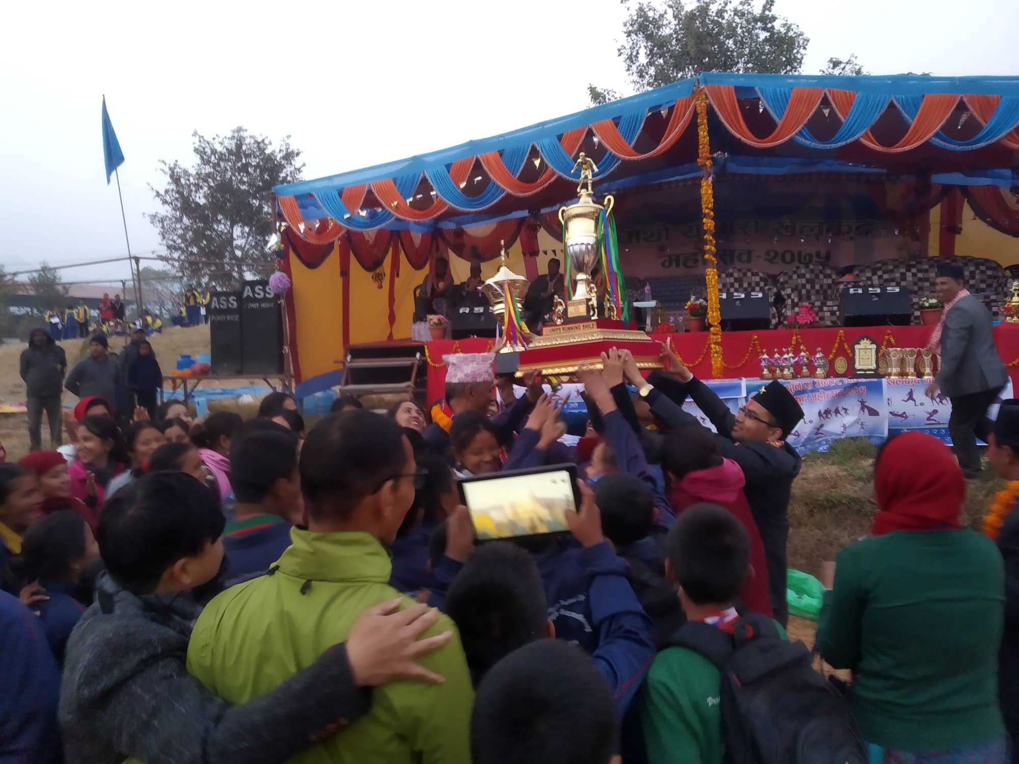 चौथो यूनिप्स खेलकुद महोत्सब सम्पन्न, वेलनन एकेडेमीलाई उपाधि