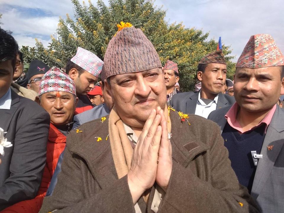 पूर्व राजा ज्ञानेन्द्र शाह पोखरामा, समर्थकको स्वागत