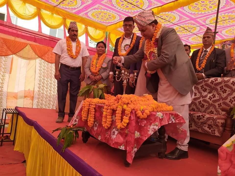 ज्येष्ठ नागरिकको भत्ता ५ बर्षभित्र ५ हजार हुन्छ : रक्षामन्त्री पोखरेल