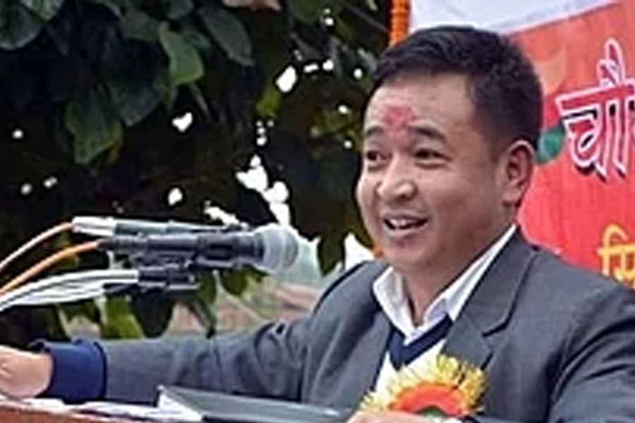 सिक्किम क्रान्तिकारी मोर्चाका प्रेमसिंह तामाङ गोले मुख्यमन्त्री बन्ने
