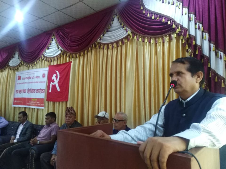 देश बर्वाद  बनाएको काग्रेसले हो: सह इन्चार्ज सुवेदी, बैचारिक कार्यक्रममा सभापति  कोइरालाको जोड