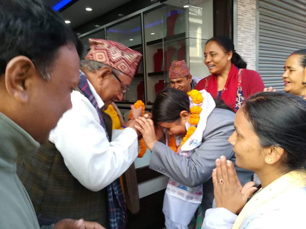 नेकपाप्रति रामबजारबासीको आशा, विद्यामा भरोसा