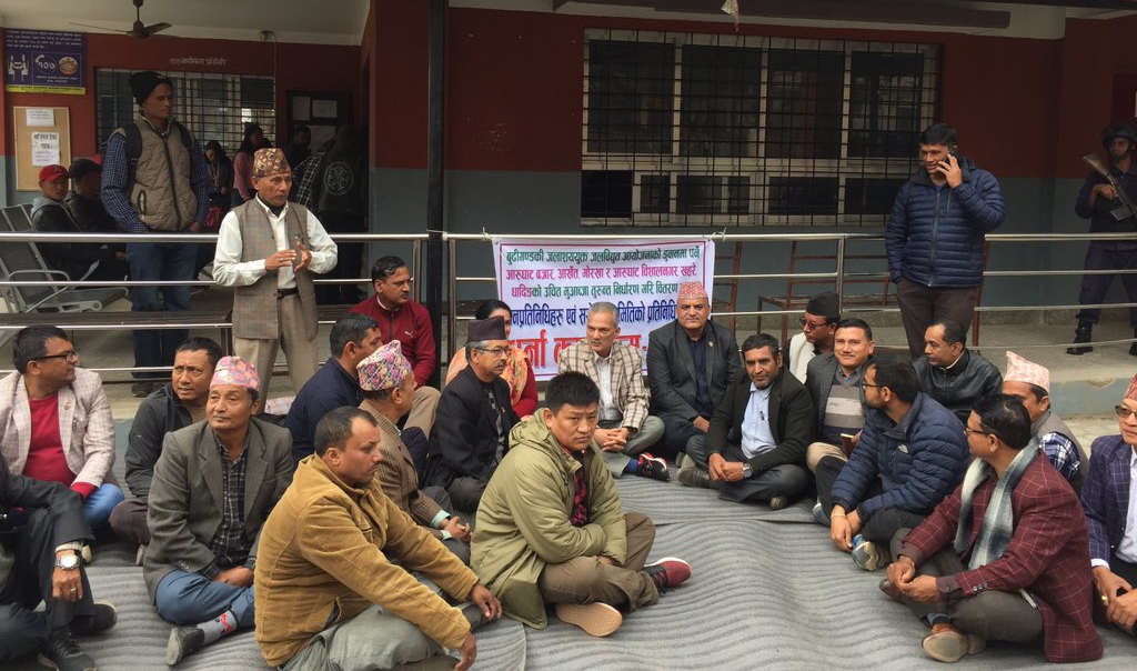 ११ बुँदे माग राख्दै बुढीगण्डकी जलविद्युत आयोजना प्रभावितले दिए आन्दाेलनकाे चेतावनी