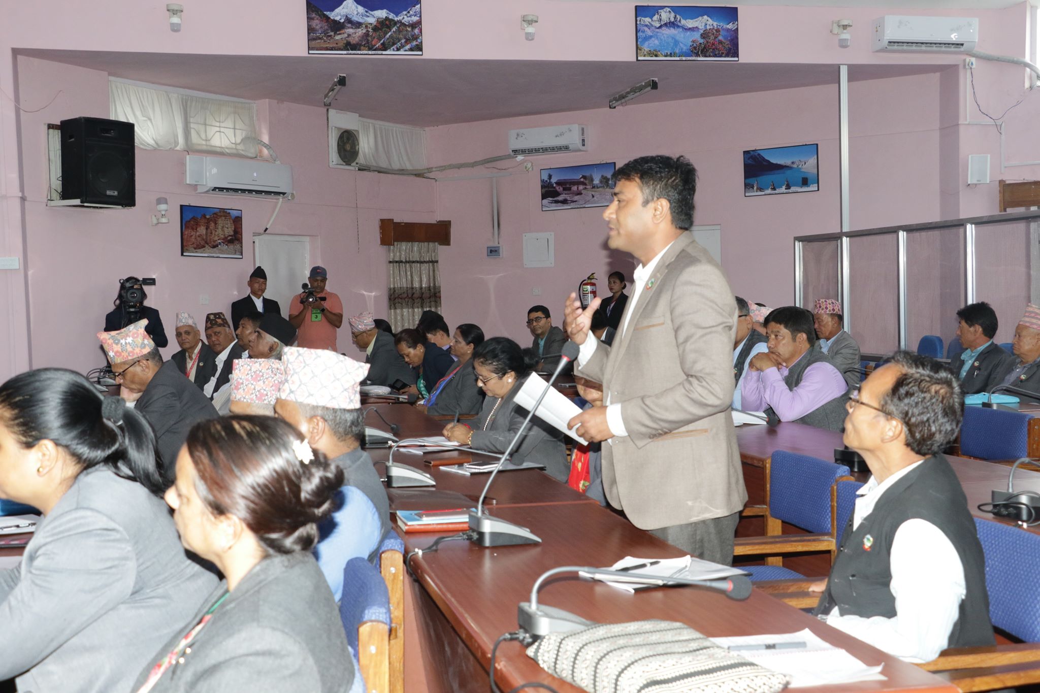 विमानस्थलको कारण कोही पनि घरबारविहिन हुन हुन्न: सभापति कोइराला