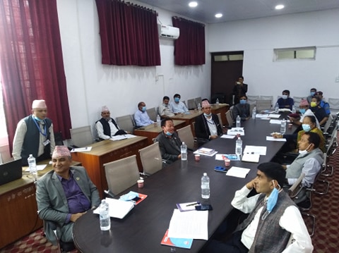 अखाद्य सामाग्री बेच्नेको पसल सधैंको लागि शिल हुन्छः मन्त्री लम्साल