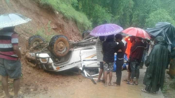 स्याङ्जाको भीरकोटमा जीप दुर्घटना १ जनाको मृत्यु, सात घाइते
