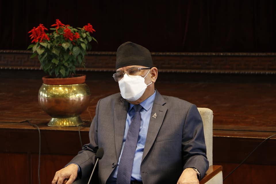 प्रधानमन्त्री ओलीबाट लोकतन्त्र र संविधानमाथि नै आत्रमणः प्रचण्ड