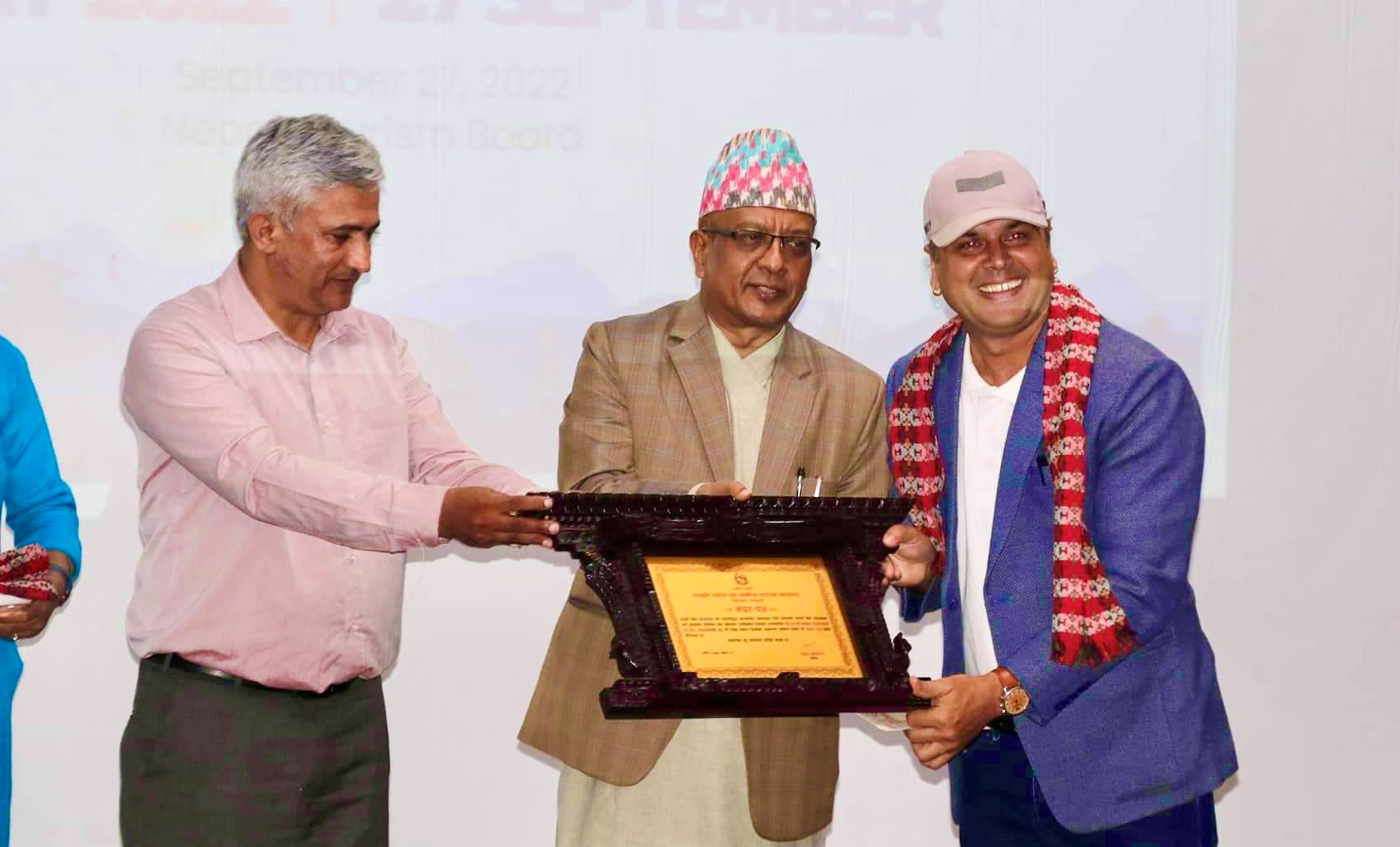 पर्यटन दिवसमा पोखराको बन्जी नेपाललाई पर्यटन मन्त्रालयको सम्मान