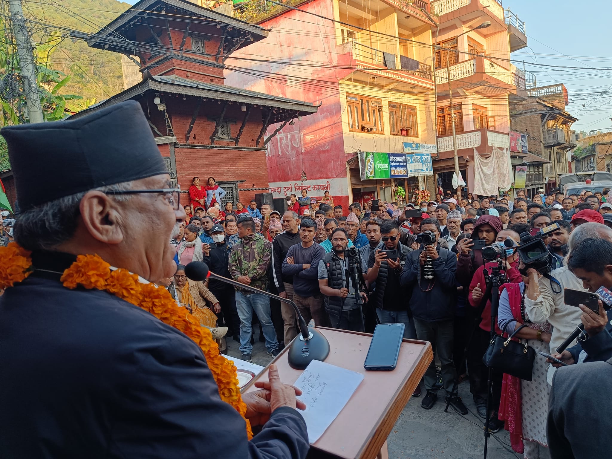 गाेरखा २ बाट माओवादी केन्द्रका अध्यक्ष प्रचण्ड निर्वाचित