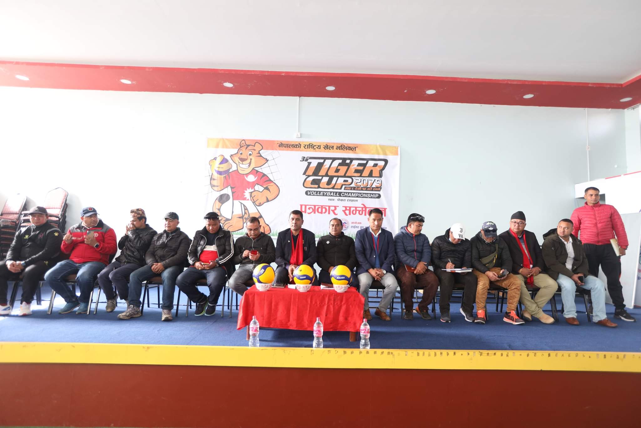 पाेखरामा टाइगर कप महिला तथा पुरुष भलिबल प्रतियोगिता हुँदै