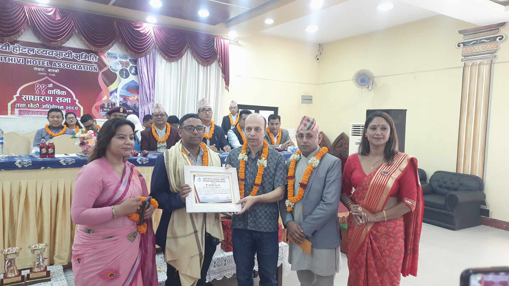 पत्रकार कृष्ण दवाडी पृथ्वी पर्यटन पत्रकारिता पुरस्कार २०८० बाट पुरस्कृत