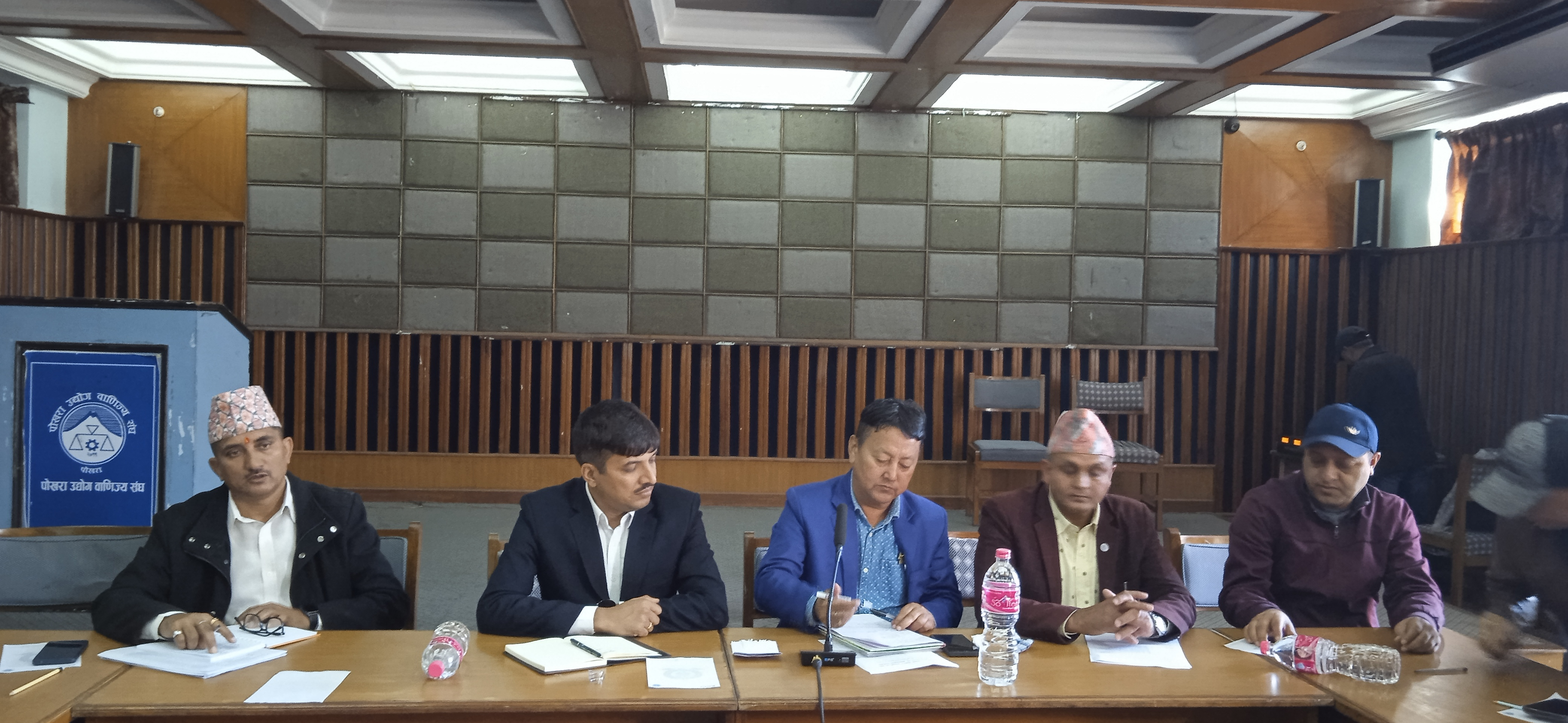 अर्थतन्त्र सिथिल हुँदा राजश्वमा असरः प्रमुख कर अधिकृत
