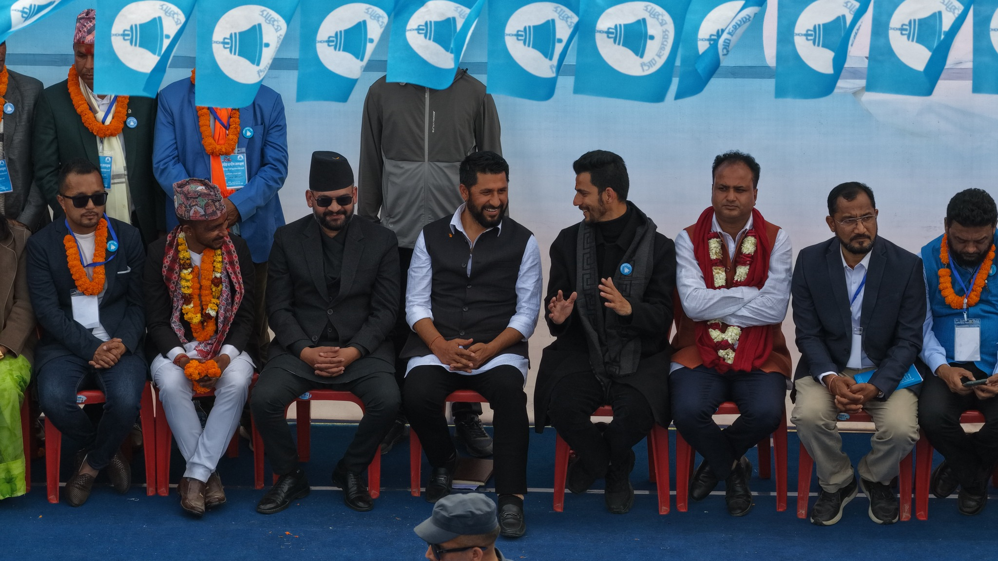 रास्वपाकाे उद्घाेष सभाः पुराना पार्टीका सटर बन्द गर्ने, खाेरमा राखेरै भएपनि विकास गर्ने